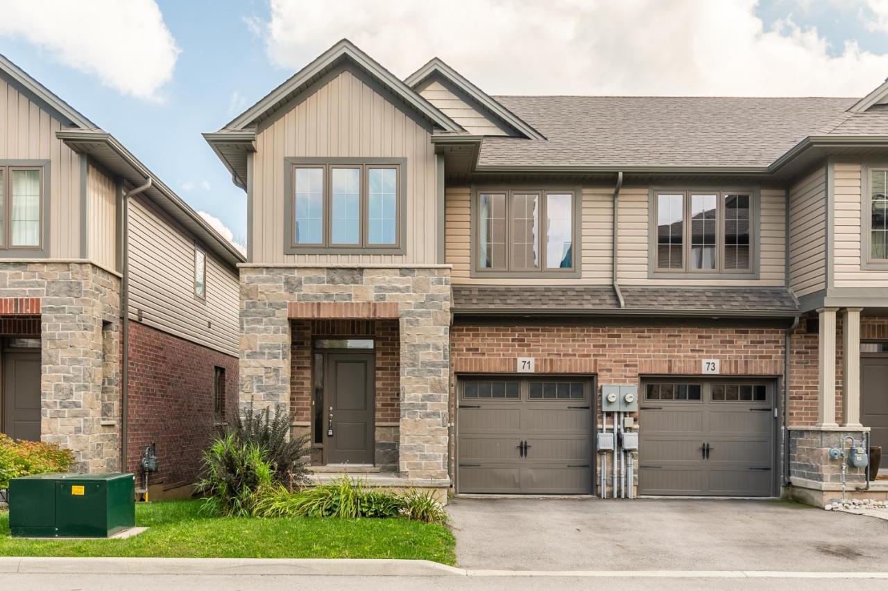 Globalstay Modern Townhomes In Lakeshore Steps To The Beach Hamilton Buitenkant foto